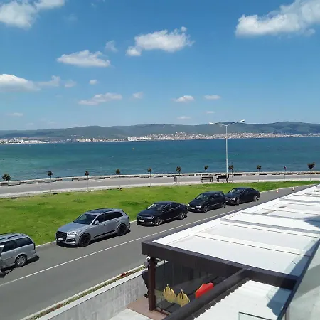 Paradiso 'в' 311 Private Apartment Nesebar