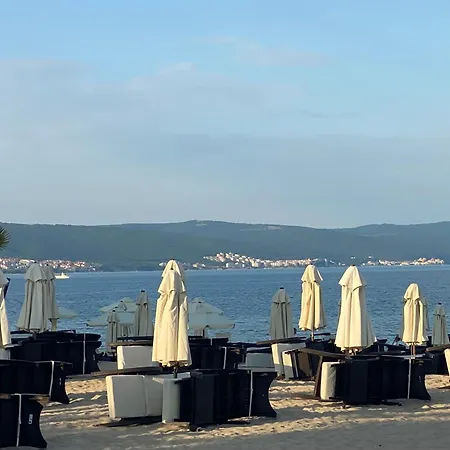 Paradiso 'в' 311 Private Апартаменти *