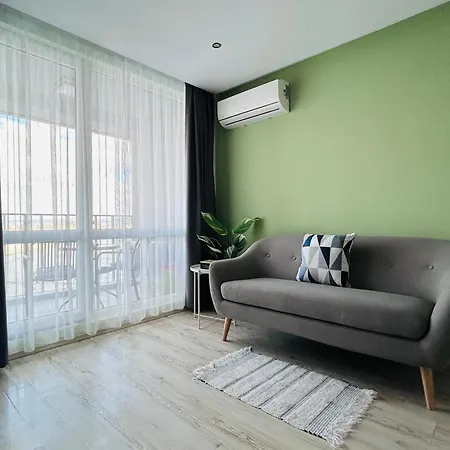 Paradiso 'в' 311 Private Apartment